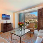 Taj Cape Town - Large 2 Bedroom Apartment, With Full Hotel Facilities, Stunning Table Mountain Views